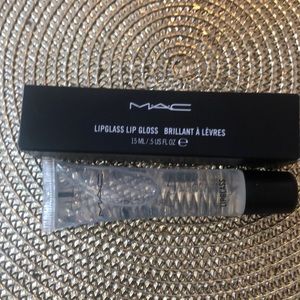 BNIB MAC LIPGLASS